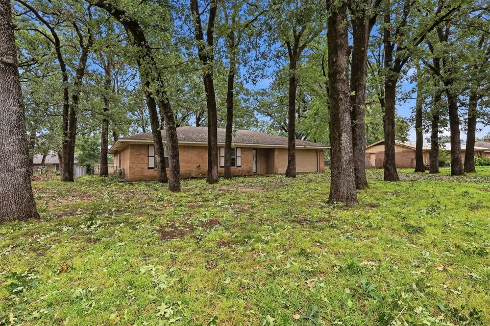 135 46th Street SW Paris, TX 75460