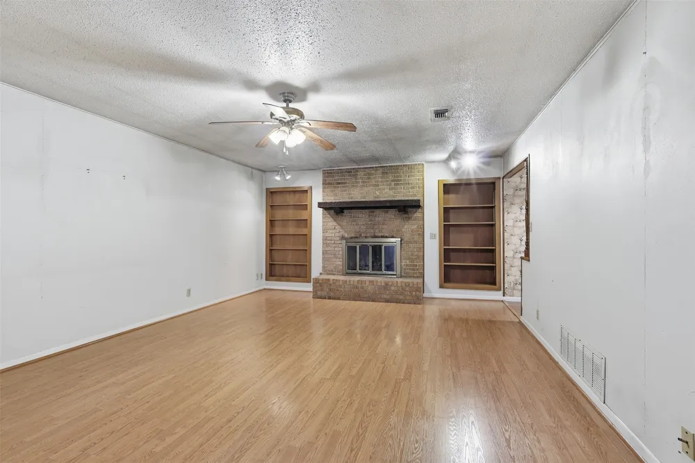 135 46th Street SW Paris, TX 75460