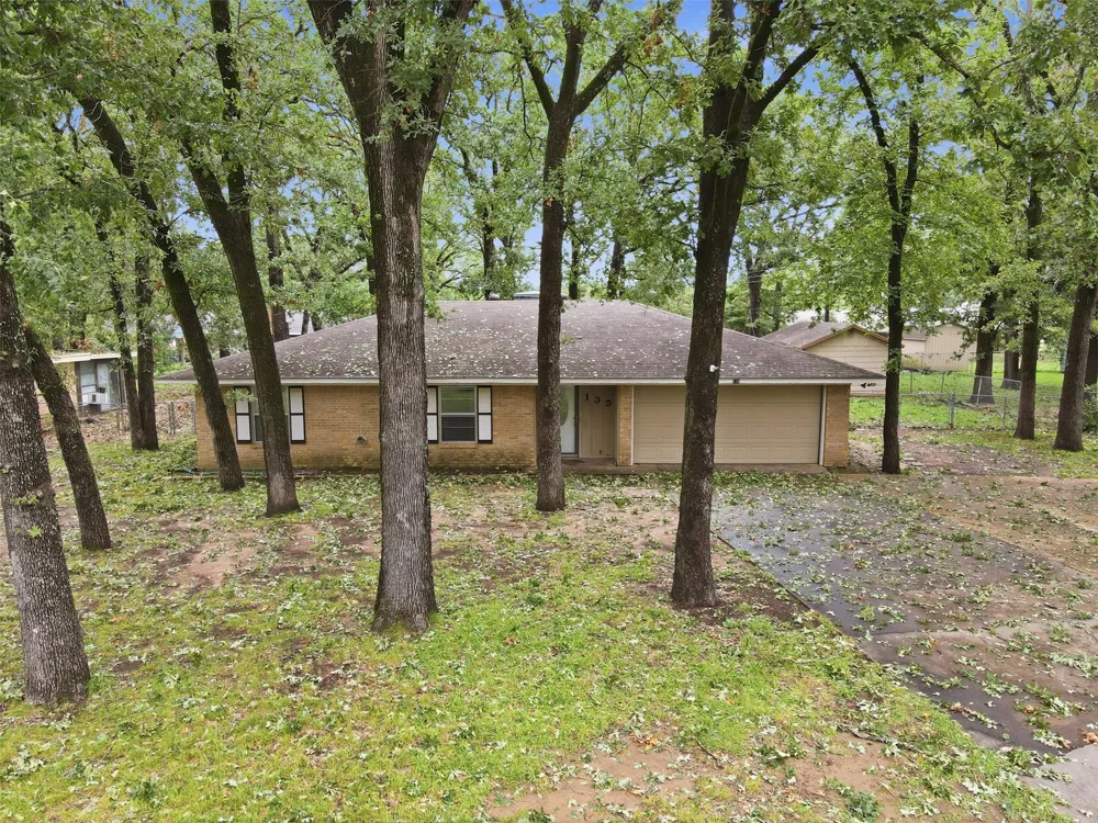 135 46th Street SW Paris, TX 75460