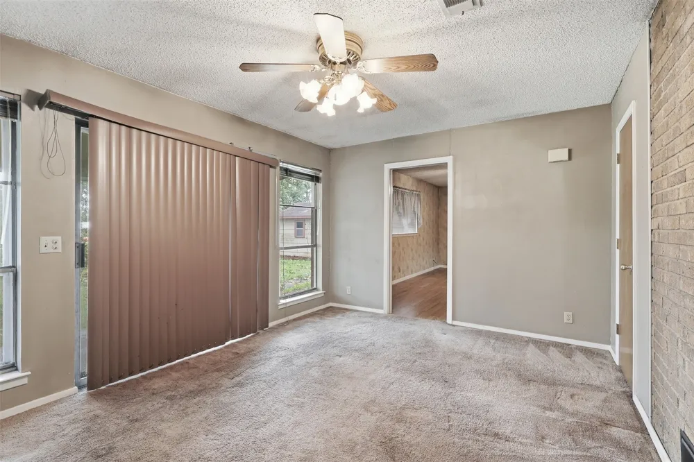135 46th Street SW Paris, TX 75460