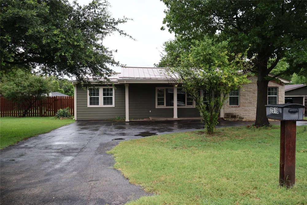 2516 Norfleet Street Sansom Park, TX 76114