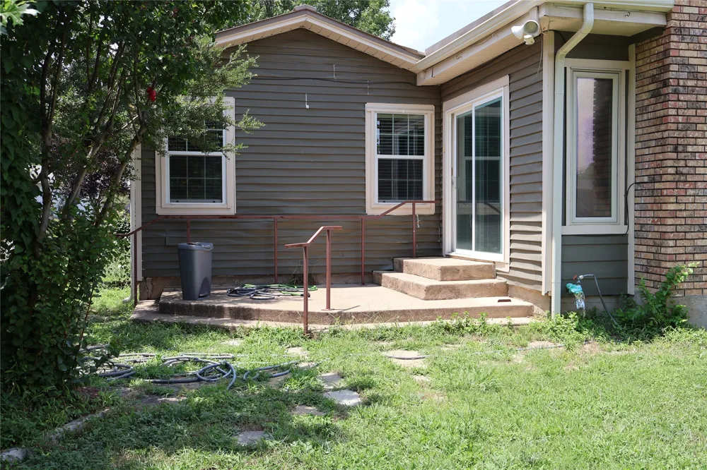 2516 Norfleet Street Sansom Park, TX 76114