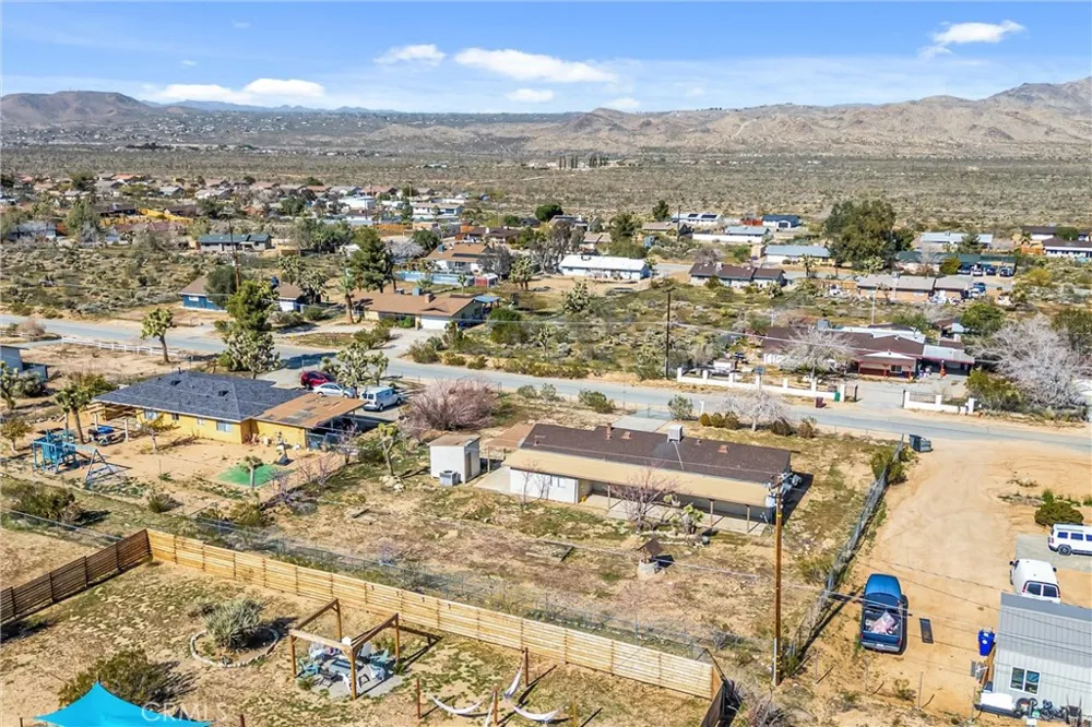 60425 Alta Mura Drive Joshua Tree, CA 92252