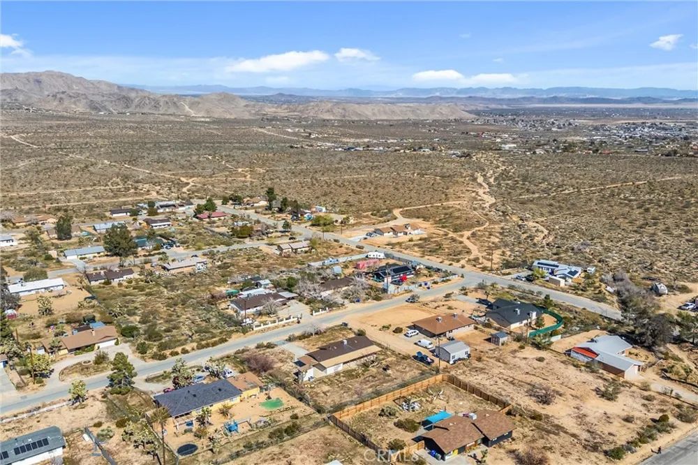 60425 Alta Mura Drive Joshua Tree, CA 92252
