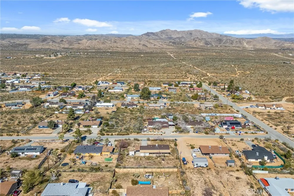 60425 Alta Mura Drive Joshua Tree, CA 92252
