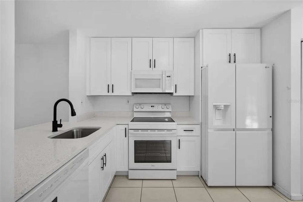 946 SUMMIT LAKE DRIVE West Palm Beach, FL 33406