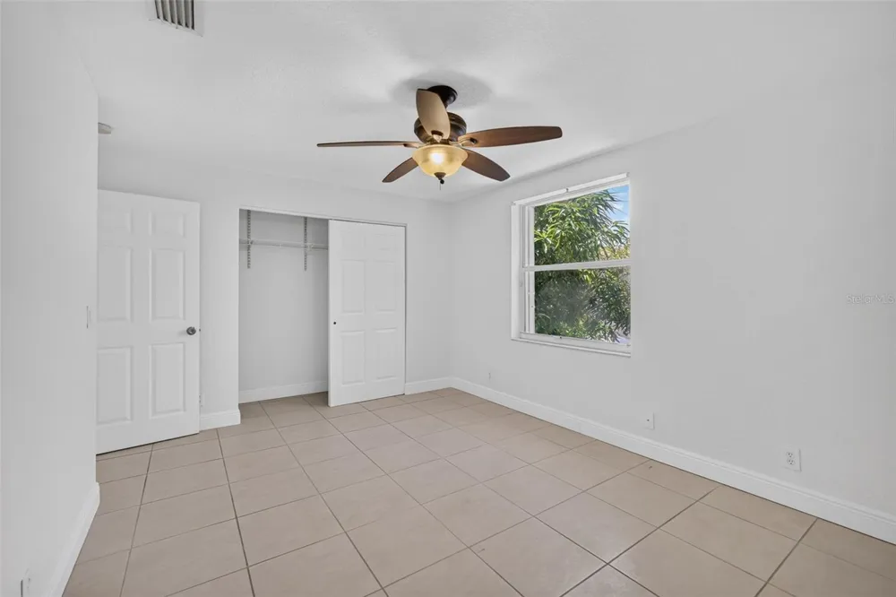 946 SUMMIT LAKE DRIVE West Palm Beach, FL 33406
