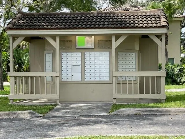 946 SUMMIT LAKE DRIVE West Palm Beach, FL 33406