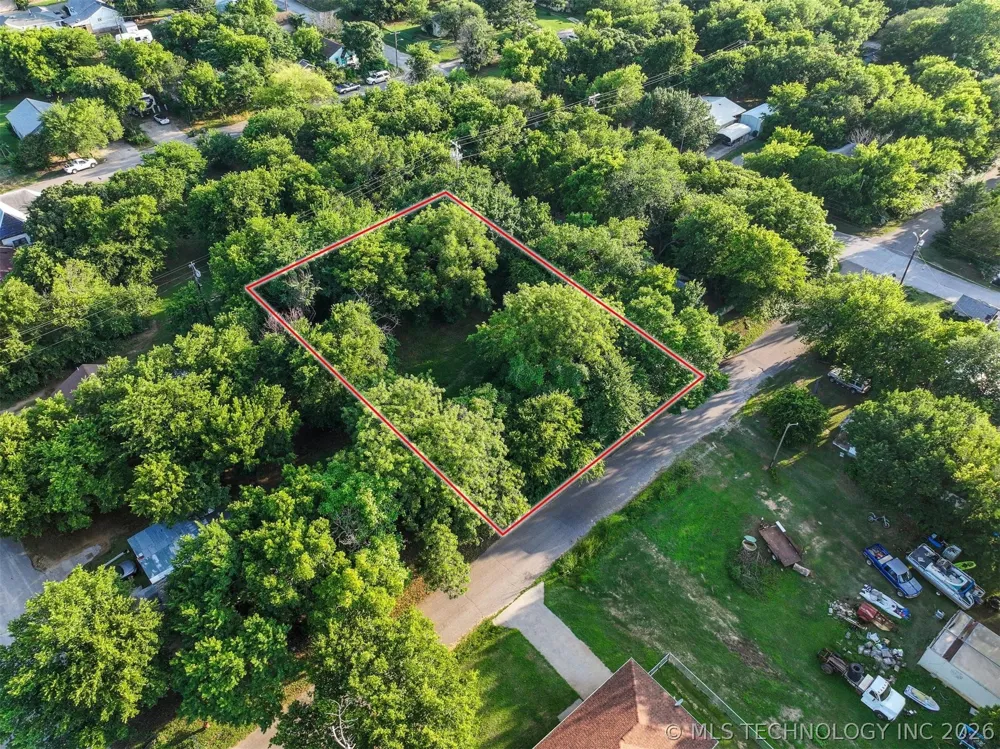 412 McGraw Street Healdton, OK 73438