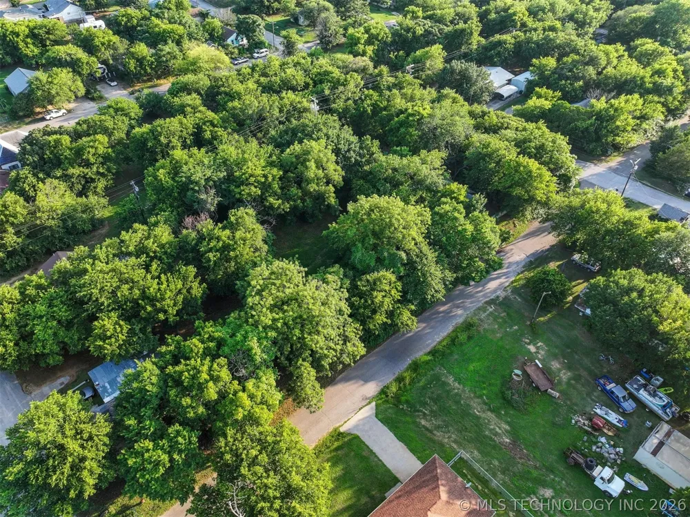 412 McGraw Street Healdton, OK 73438