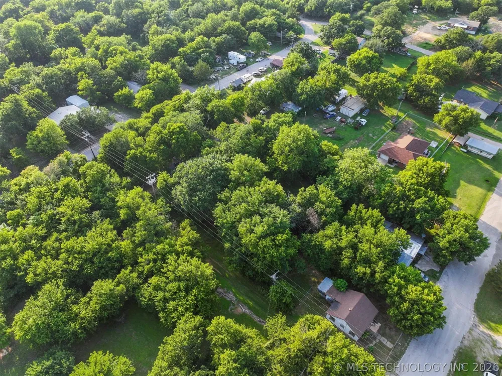 412 McGraw Street Healdton, OK 73438