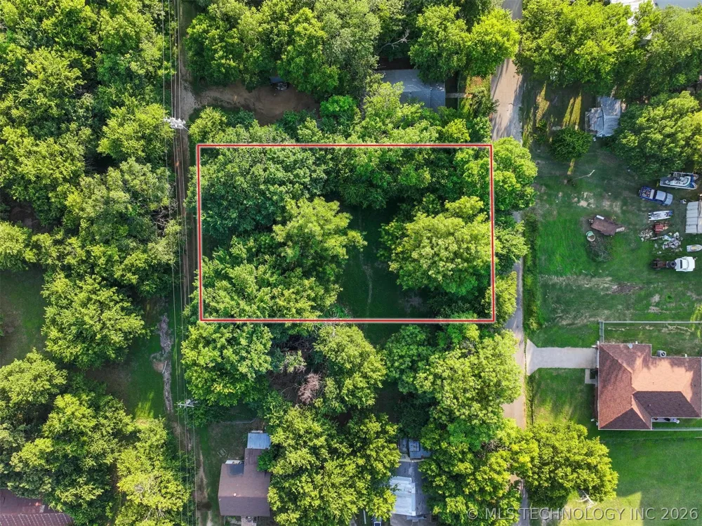 412 McGraw Street Healdton, OK 73438