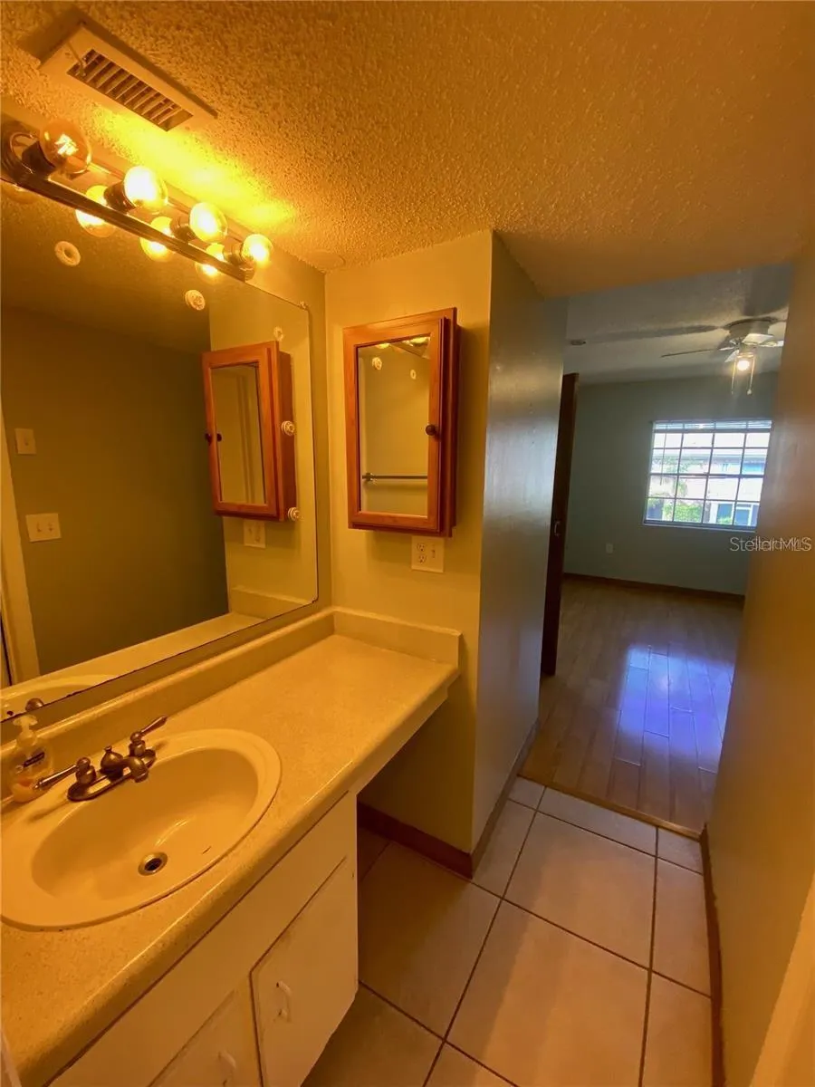 551 FLEMMING WAY #201 Maitland, FL 32751