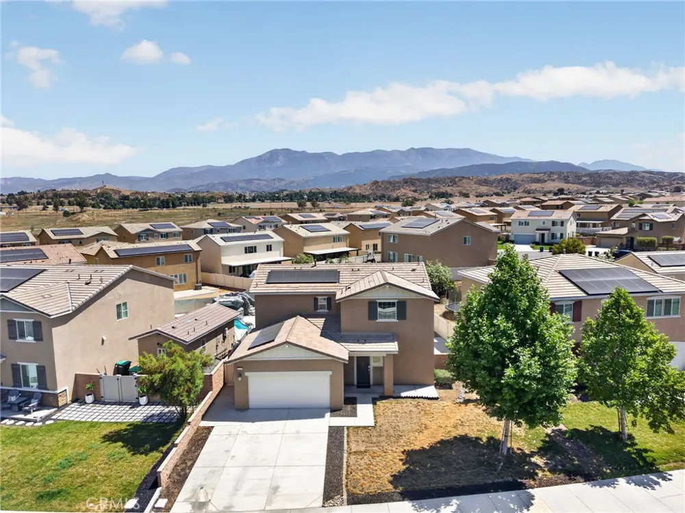 1144 Coriander St Calimesa, CA 92320