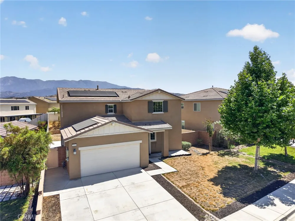 1144 Coriander St Calimesa, CA 92320
