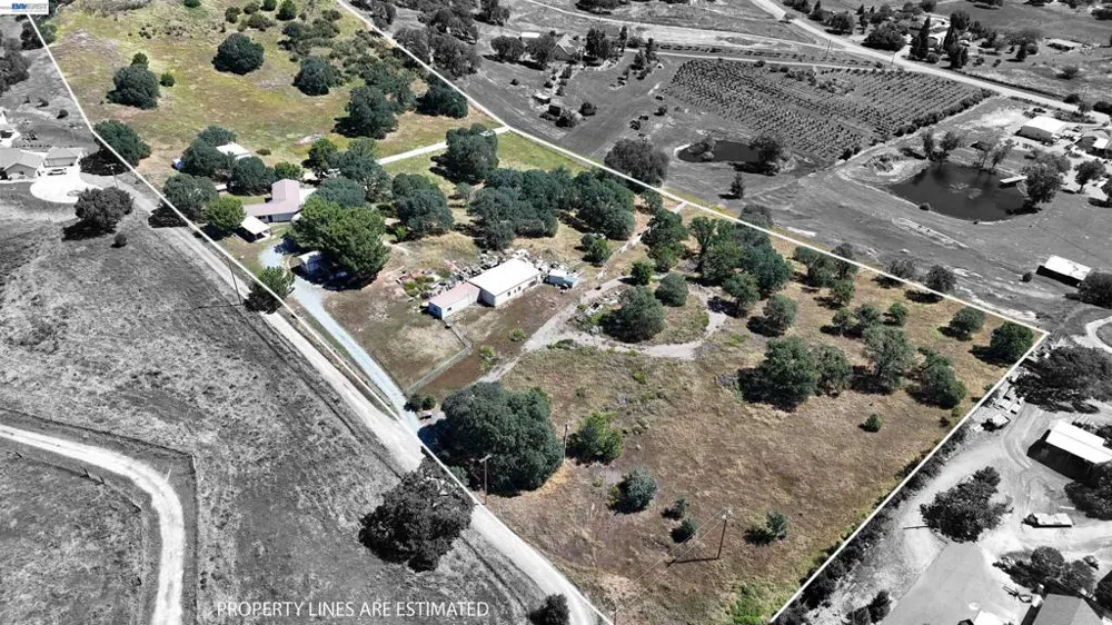 8037 Savage Way Valley Springs, CA 95252
