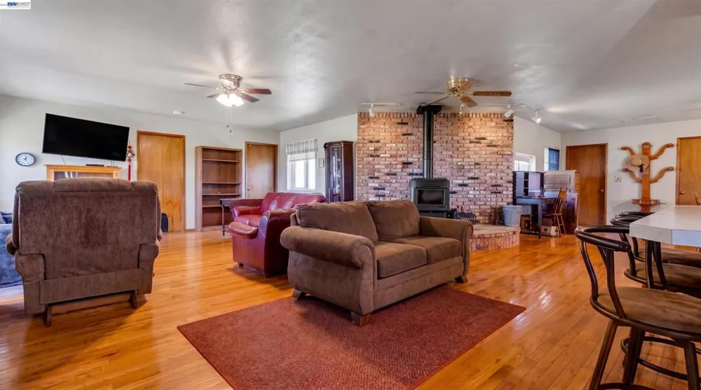 8037 Savage Way Valley Springs, CA 95252