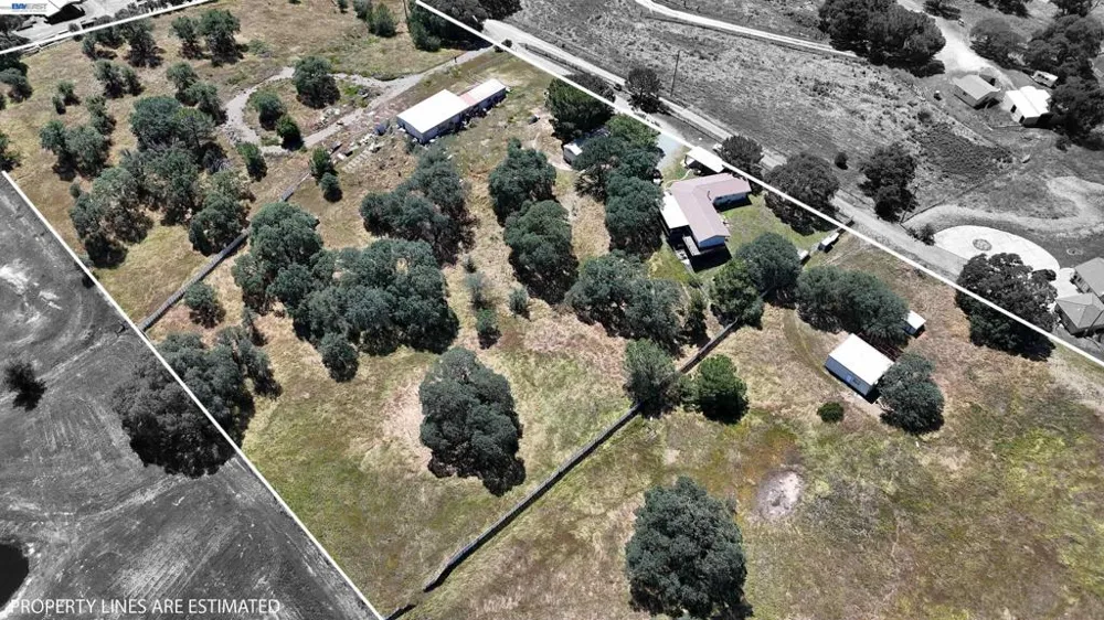 8037 Savage Way Valley Springs, CA 95252