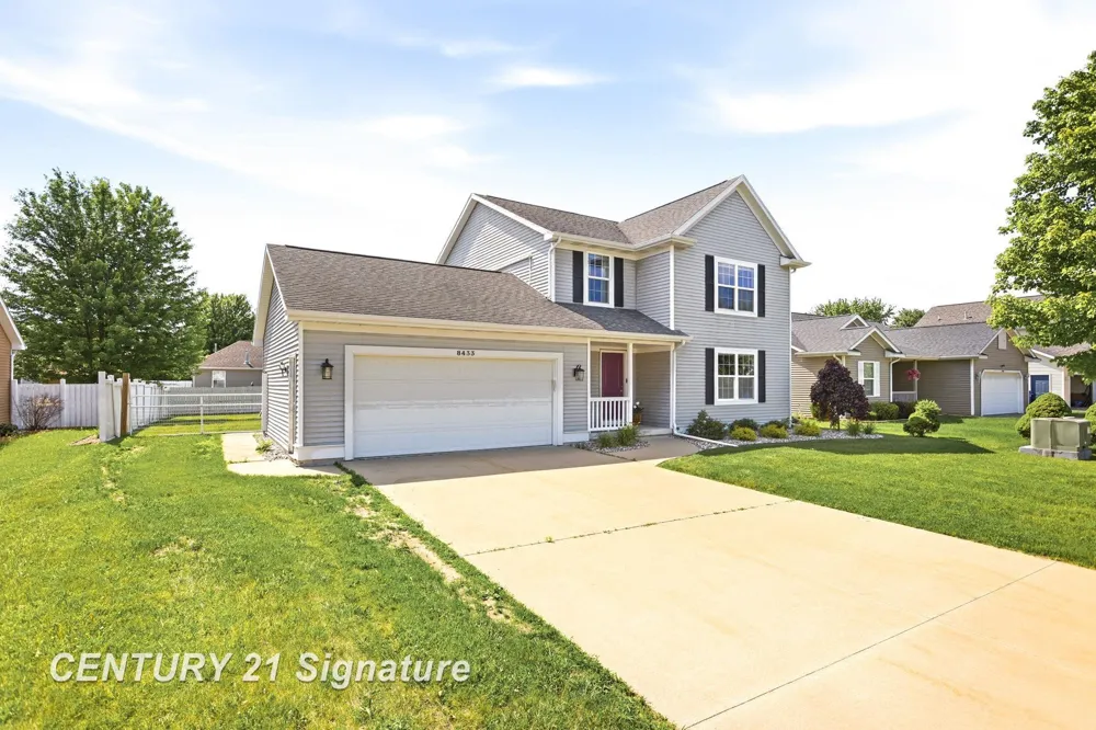 8433 Waxwing Drive Tittabawassee Township, MI 48623