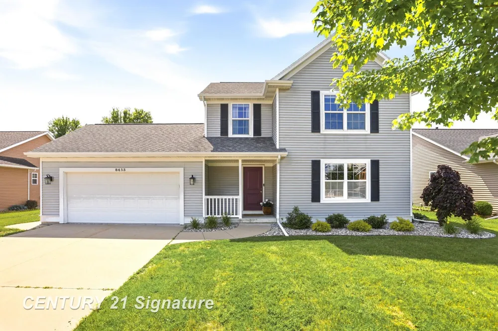 8433 Waxwing Drive Tittabawassee Township, MI 48623