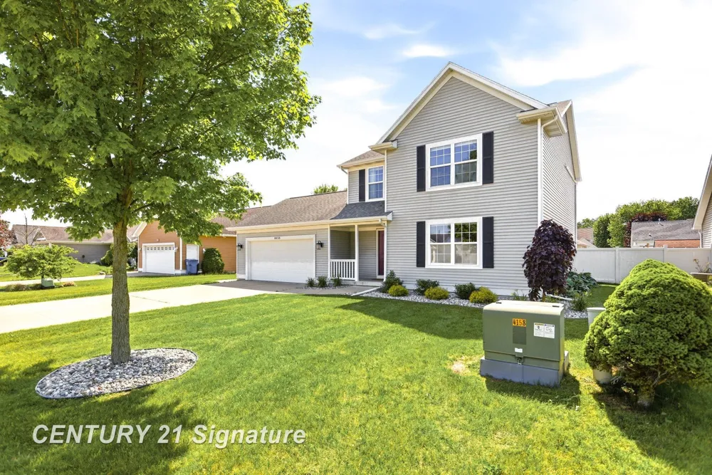 8433 Waxwing Drive Tittabawassee Township, MI 48623