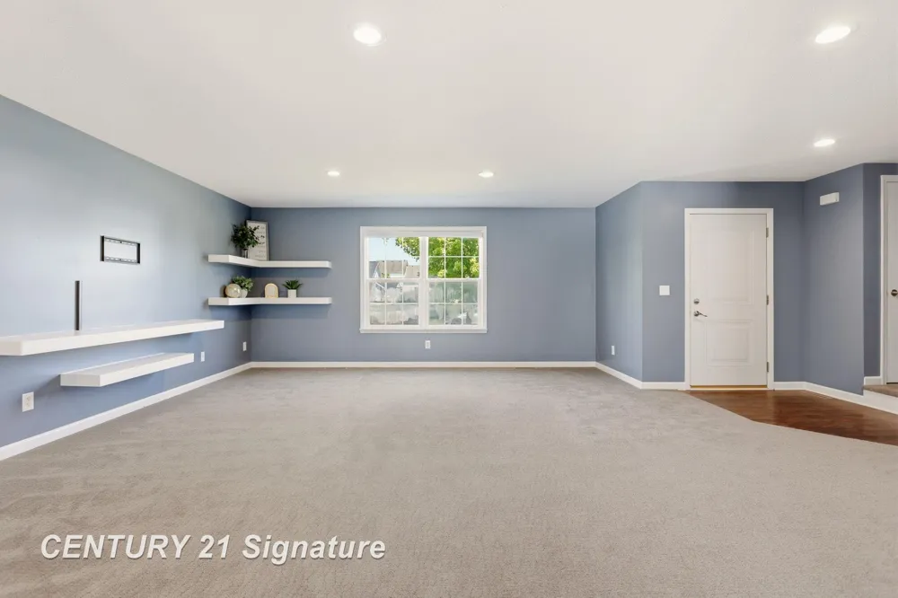 8433 Waxwing Drive Tittabawassee Township, MI 48623
