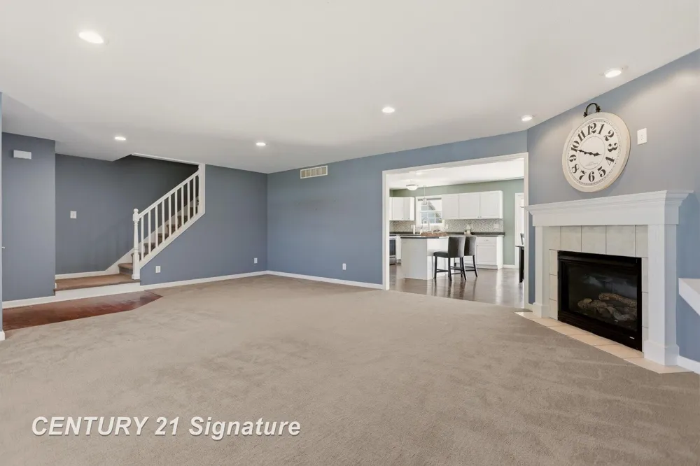 8433 Waxwing Drive Tittabawassee Township, MI 48623