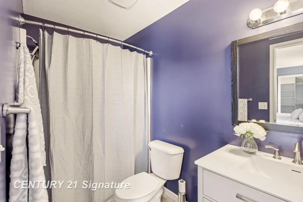 8433 Waxwing Drive Tittabawassee Township, MI 48623