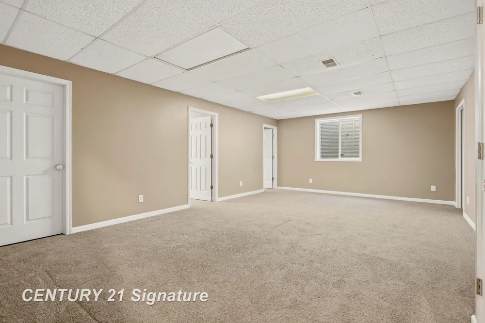8433 Waxwing Drive Tittabawassee Township, MI 48623