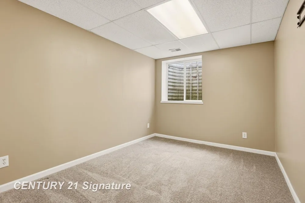 8433 Waxwing Drive Tittabawassee Township, MI 48623