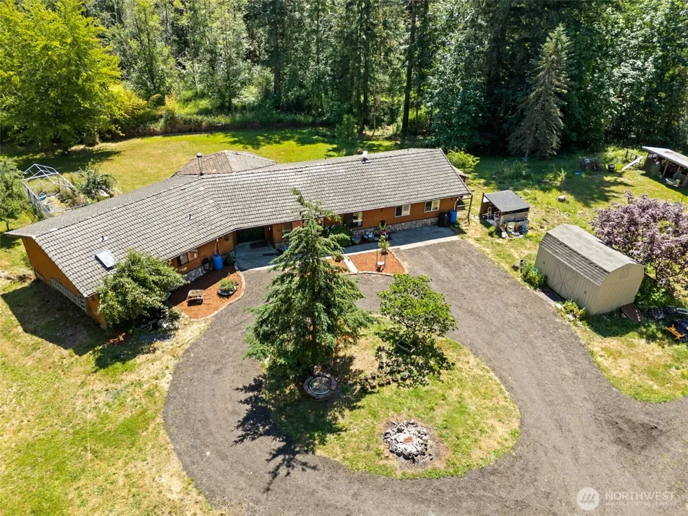 470 E Murray Road Grapeview, WA 98546