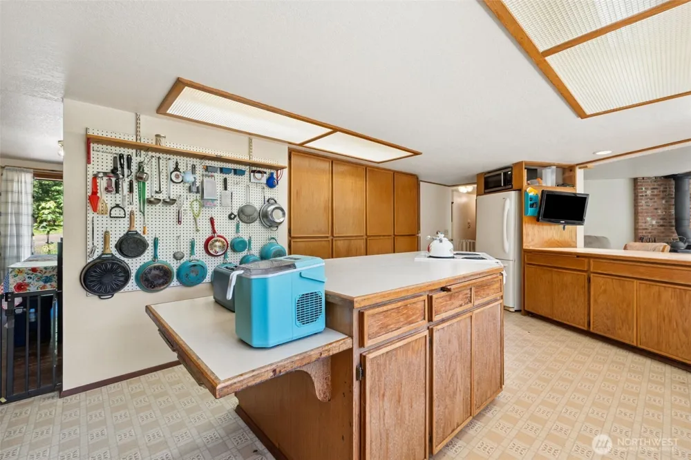 470 E Murray Road Grapeview, WA 98546