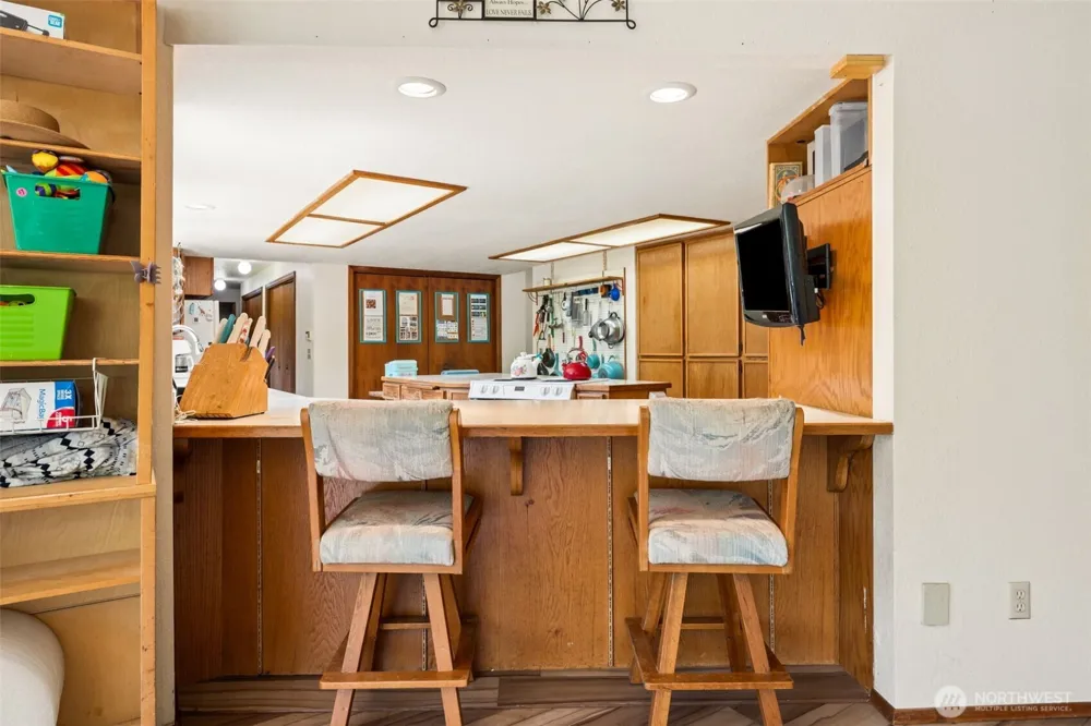 470 E Murray Road Grapeview, WA 98546
