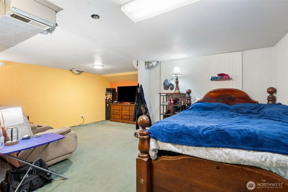 470 E Murray Road Grapeview, WA 98546