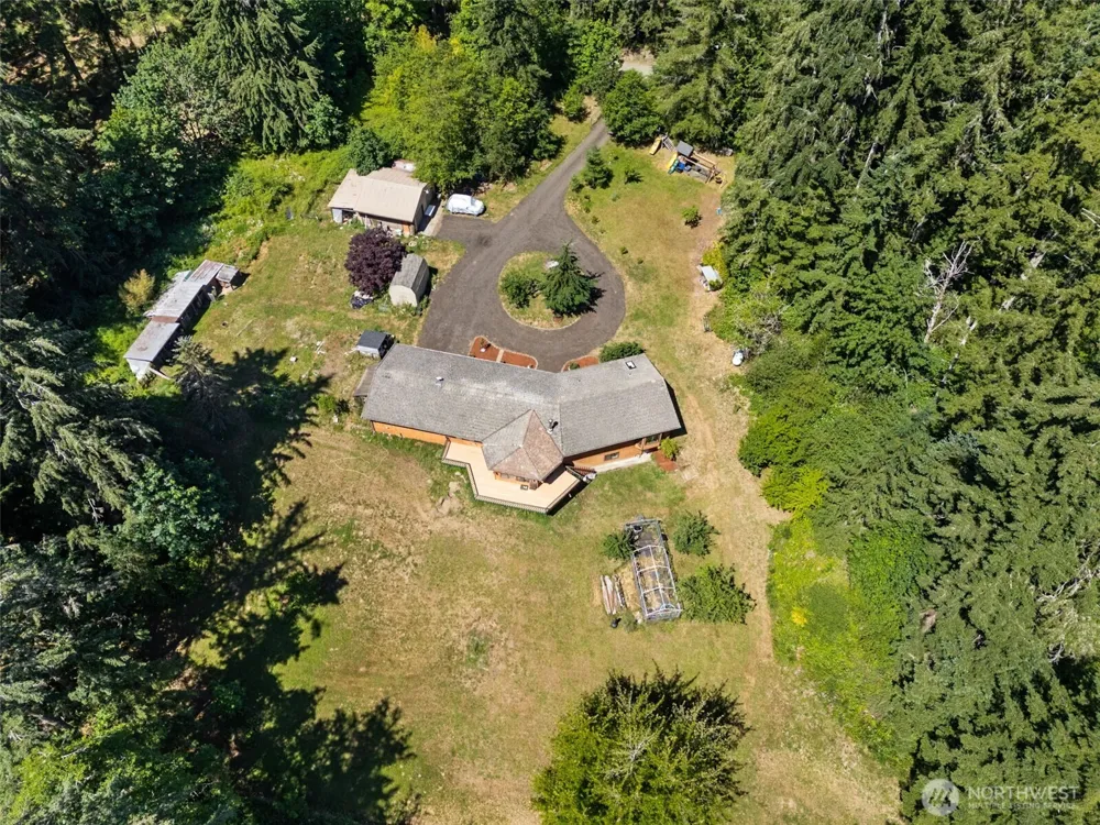 470 E Murray Road Grapeview, WA 98546