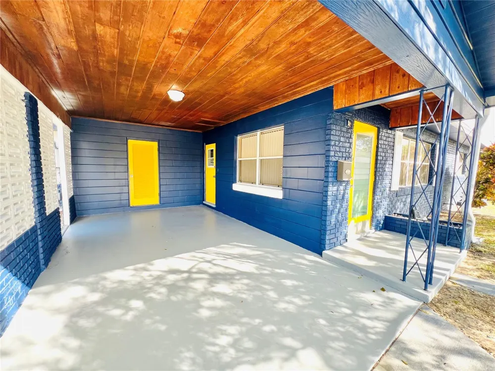 501 AVENUE G SE #A Winter Haven, FL 33880