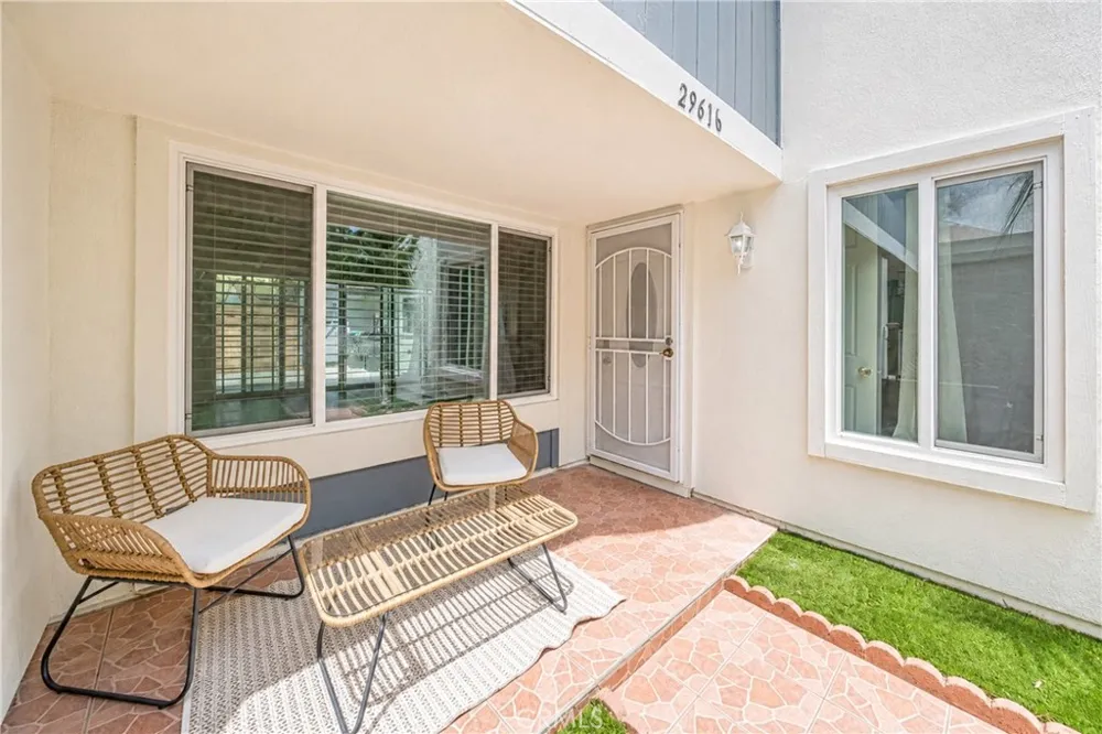 29616 Oakwood Ct San Juan Capistrano, CA 92675