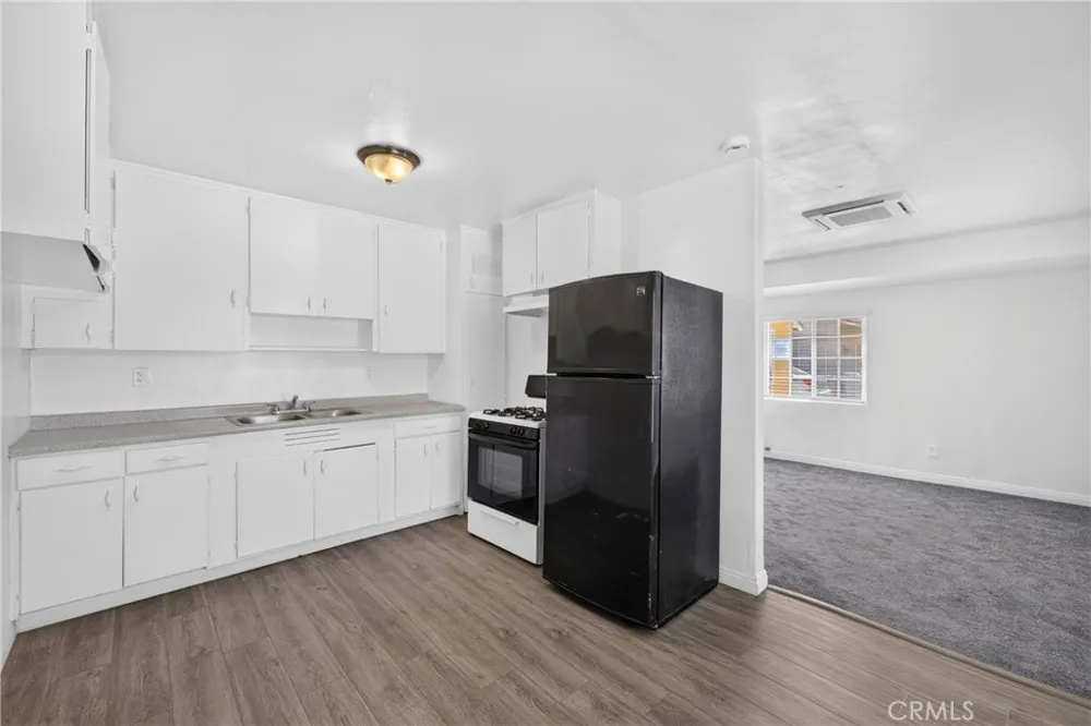 15990 Yucca Street #B Hesperia, CA 92345