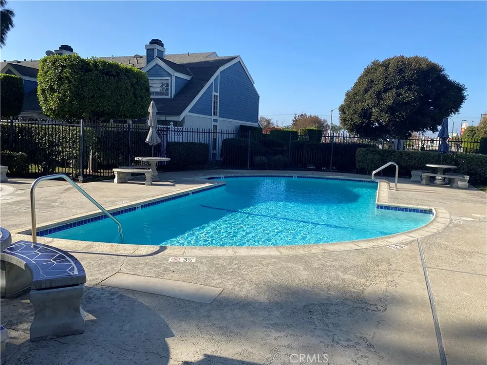 805 W. GRONDAHL Covina, CA 91722