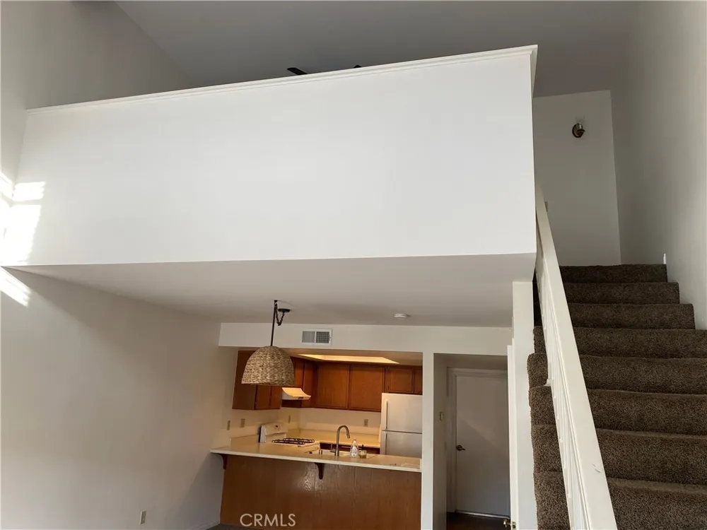 805 W. GRONDAHL Covina, CA 91722