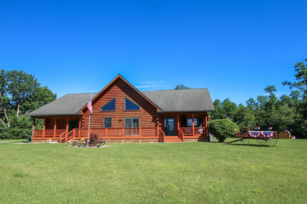 56664 Tanner Trail Three Rivers, MI 49093