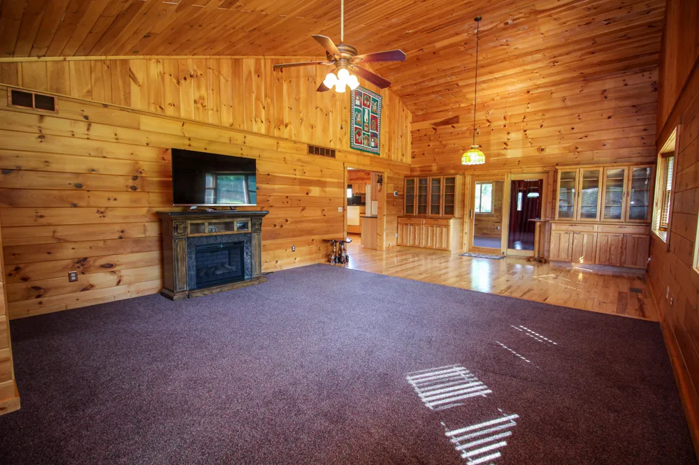 56664 Tanner Trail Three Rivers, MI 49093