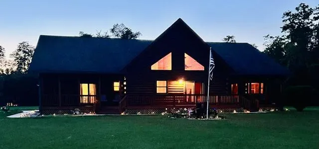 56664 Tanner Trail Three Rivers, MI 49093