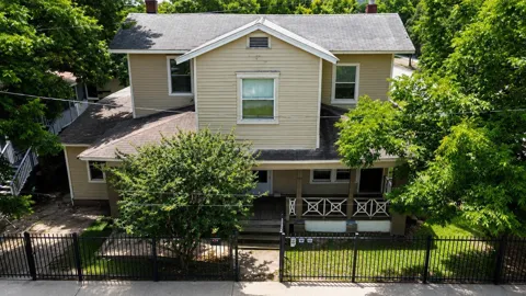 1502 Lee Street #5