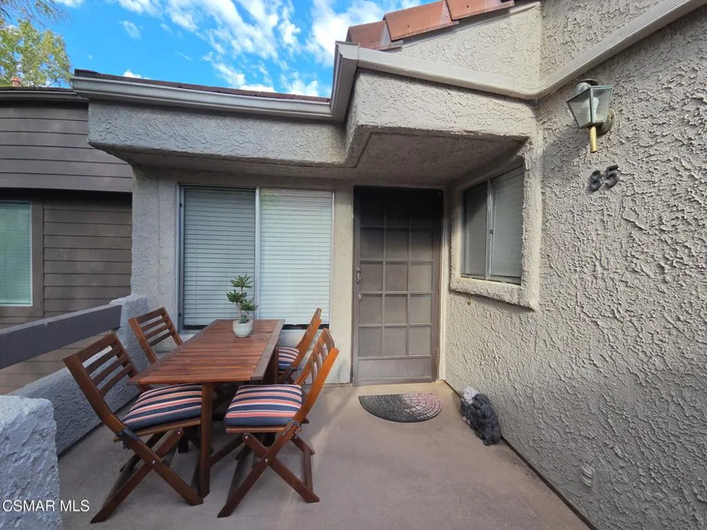 85 Via Colinas Thousand Oaks, CA 91362