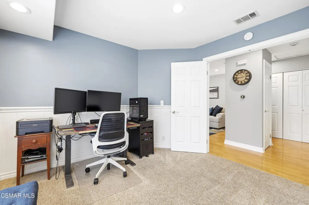 85 Via Colinas Thousand Oaks, CA 91362