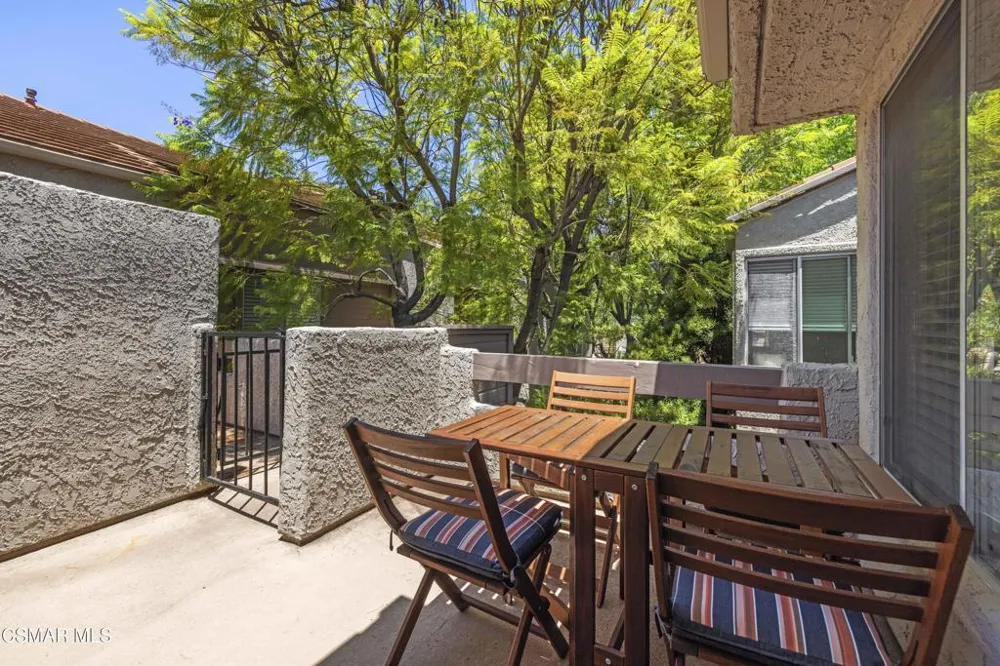 85 Via Colinas Thousand Oaks, CA 91362