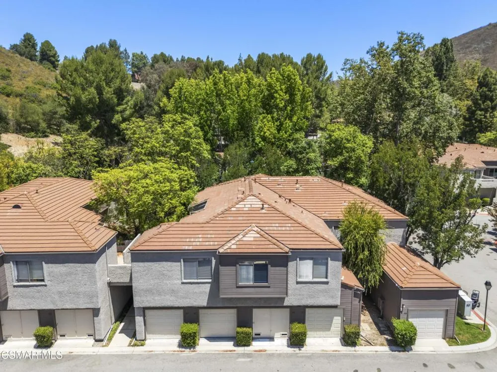 85 Via Colinas Thousand Oaks, CA 91362