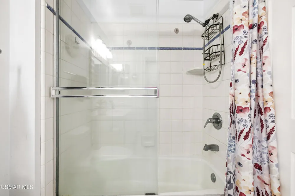 85 Via Colinas Thousand Oaks, CA 91362
