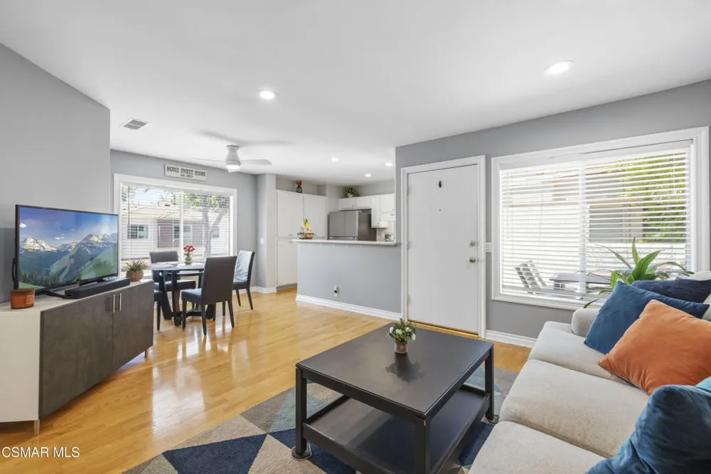 85 Via Colinas Thousand Oaks, CA 91362
